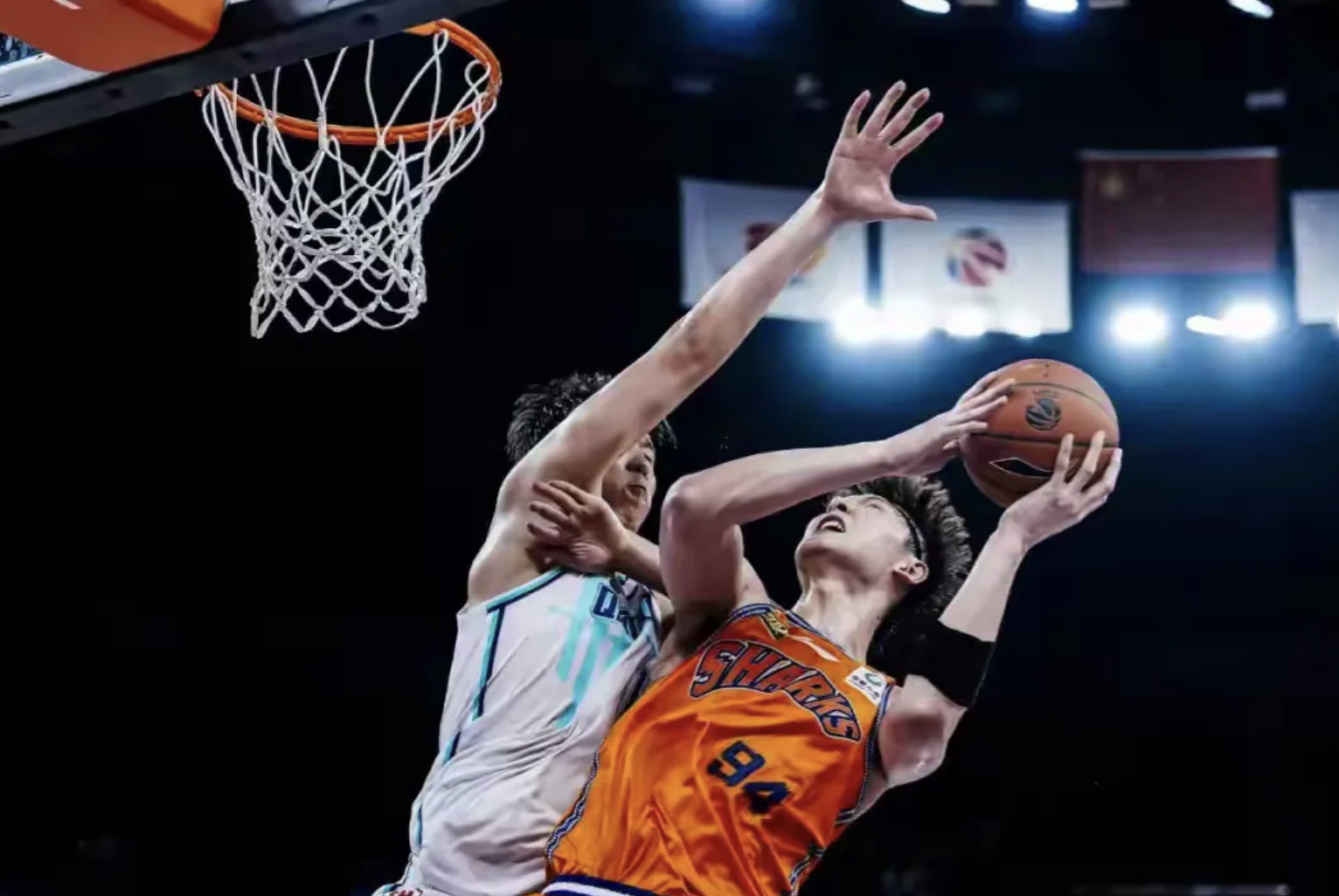 上海男篮战绩缩水,主场不再是利好 上海男篮战绩缩水,主场不再是利好