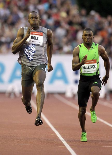 对手难以招架，球队轻松夺冠