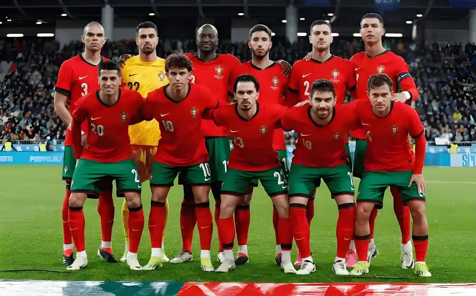 体育赛事直播-葡萄牙队与德国队对决，球迷期待一场精彩的比赛