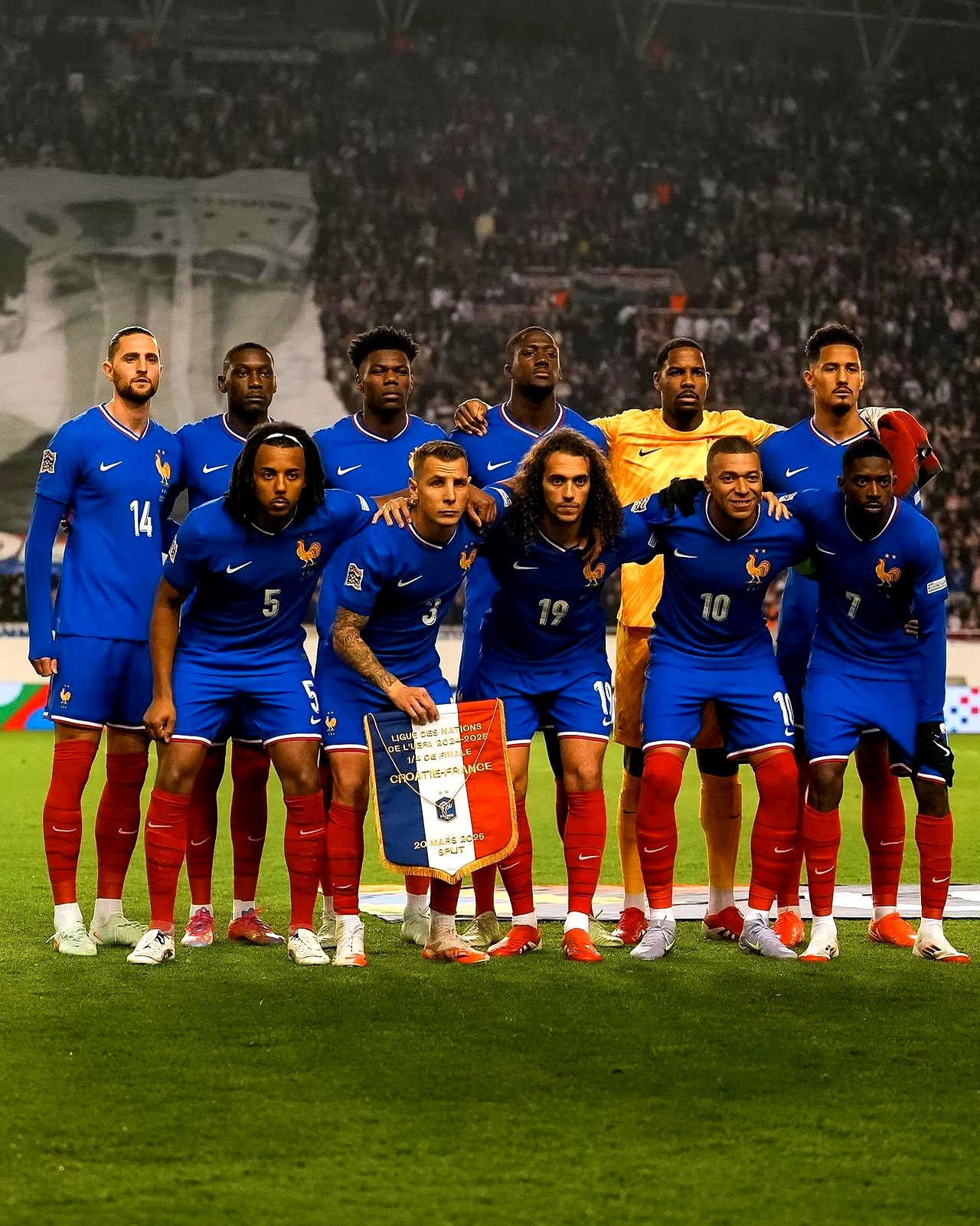 克罗地亚鏖战西班牙，莱万高光表现