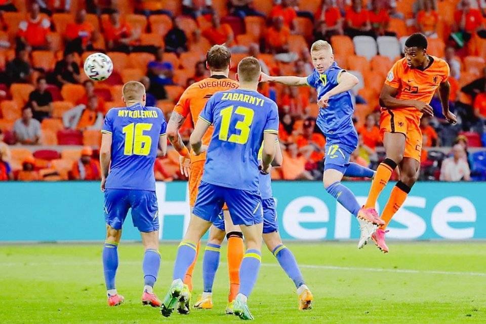 熊猫体育app-荷兰惊险战胜奥地利，范戴克头槌建功成全队最大功臣的简单介绍