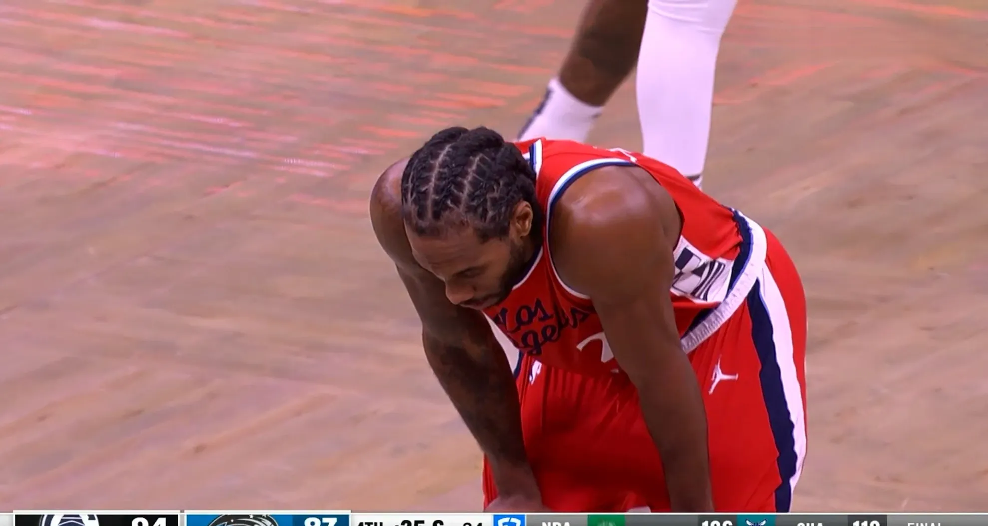 快船终结连败,伦纳德砍下32分 快船终结连败,伦纳德砍下32分