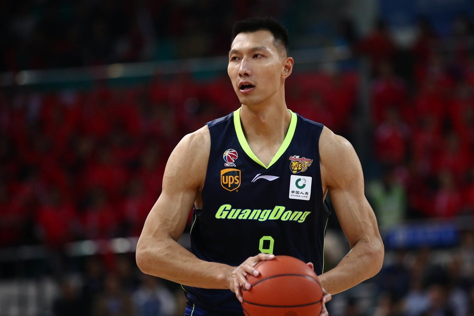 天津队险胜公牛，易建联扛起全队